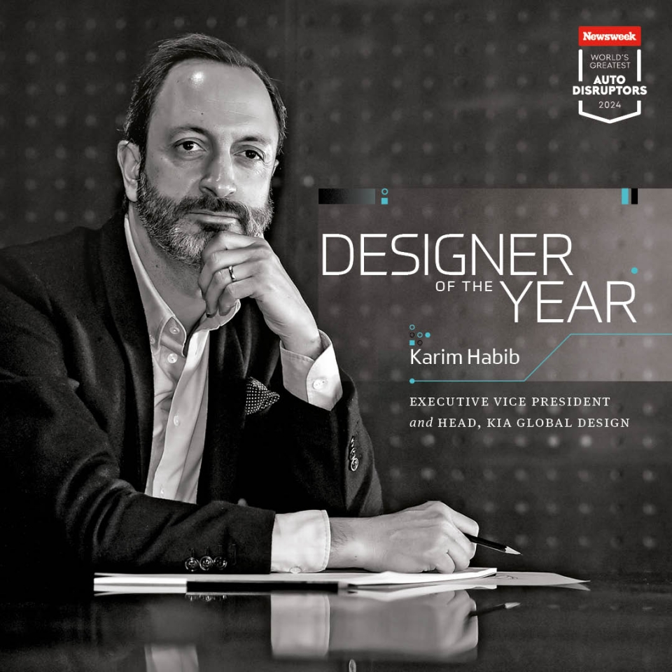 ‘올해의 디자이너’ 부문에 선정된 기아 글로벌디자인담당 카림 하비브 부사장. 사진=기아
